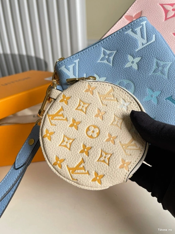 Affordable VUITTON NTRIO LOUIS POUCH 0713
